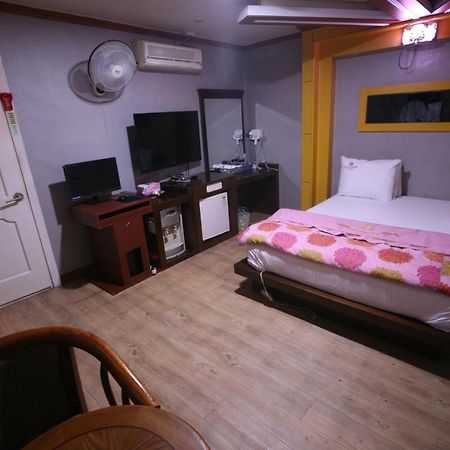 K Motel Tegu Kültér fotó