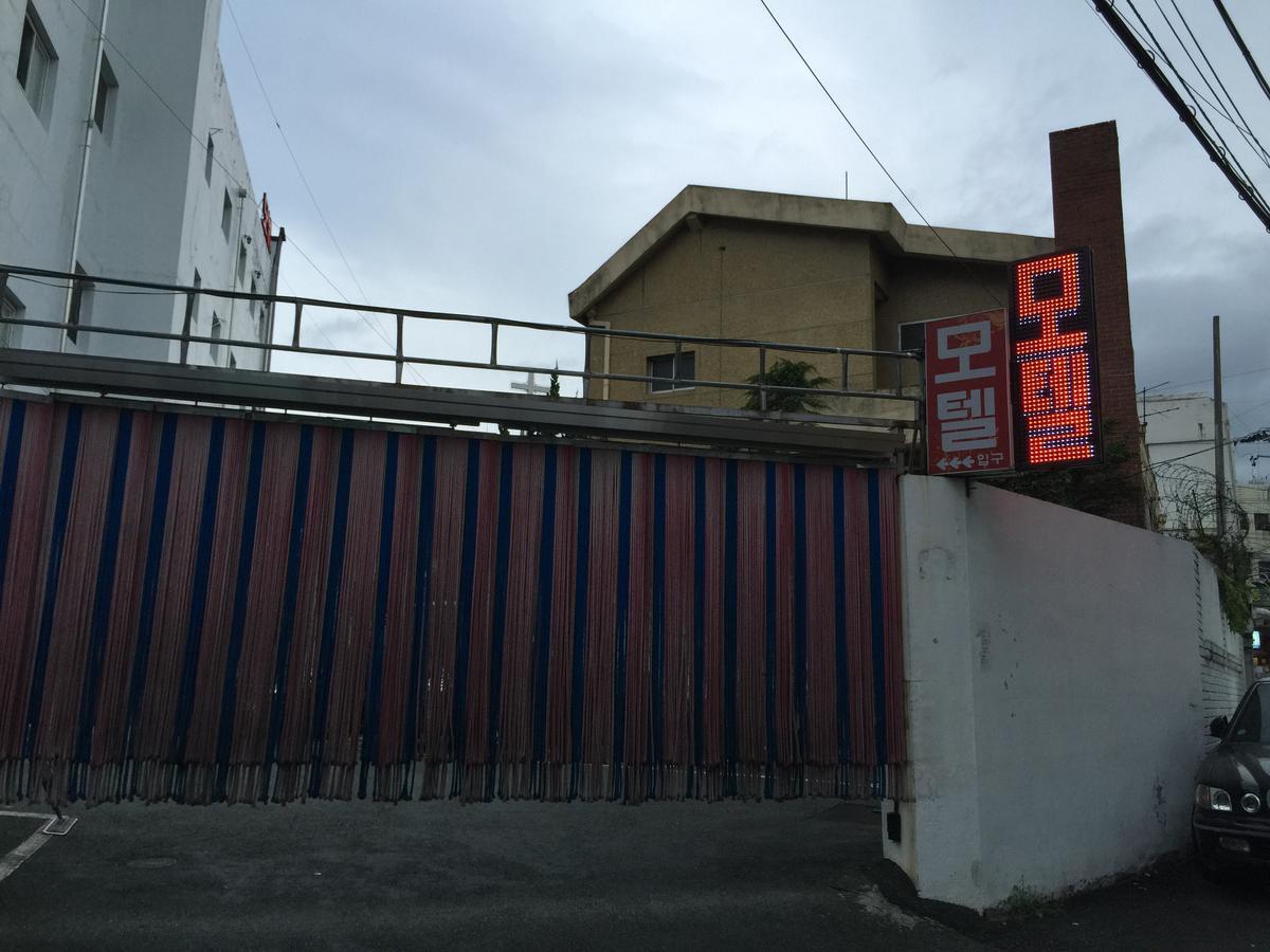 K Motel Tegu Kültér fotó